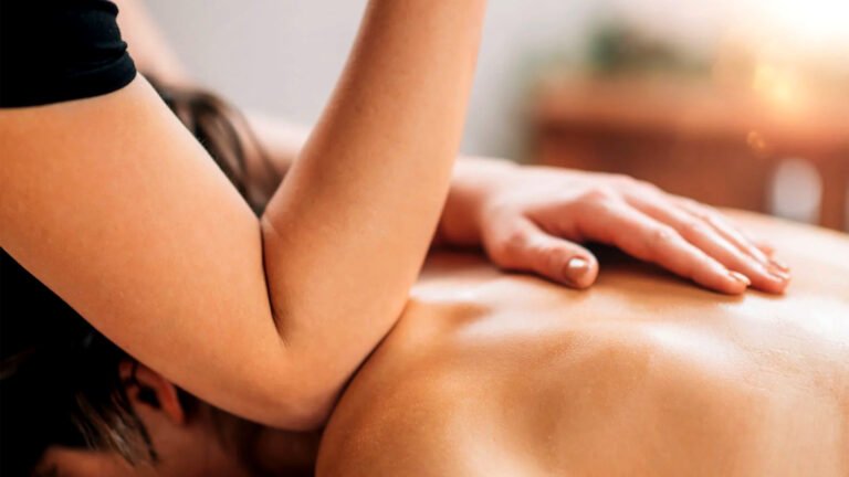 massage avec les avants bras